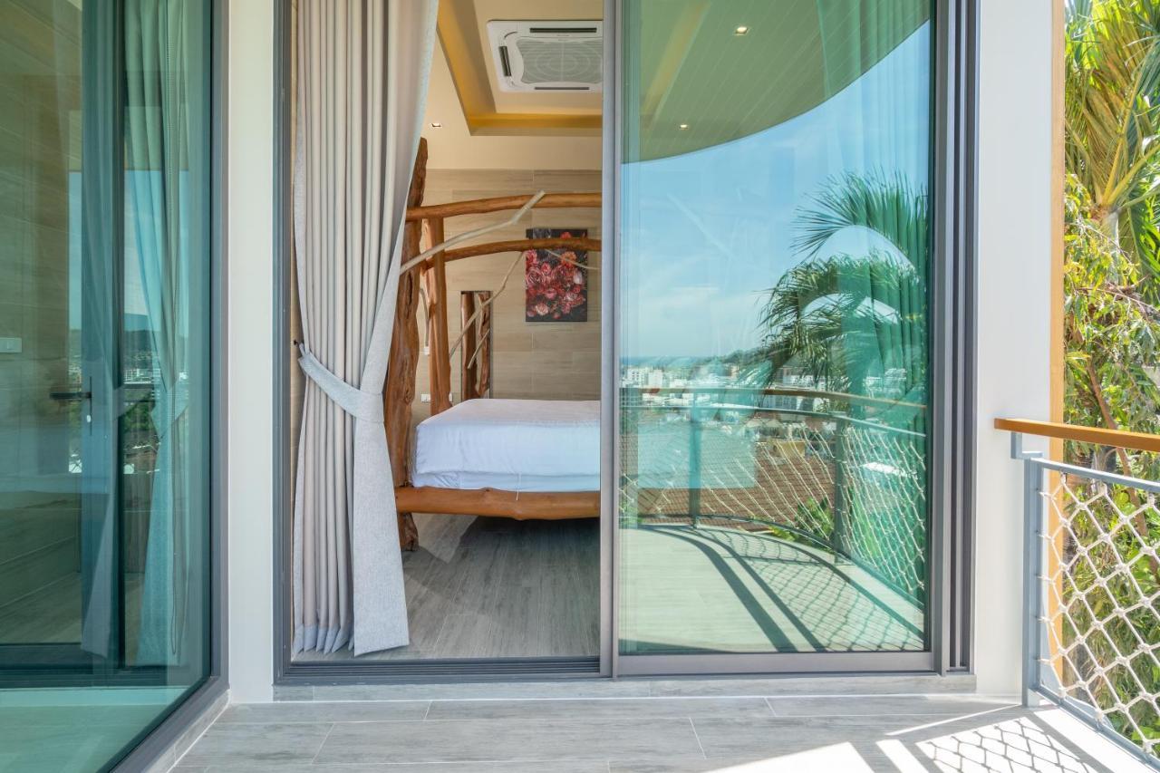 Three monkeys villas 5*