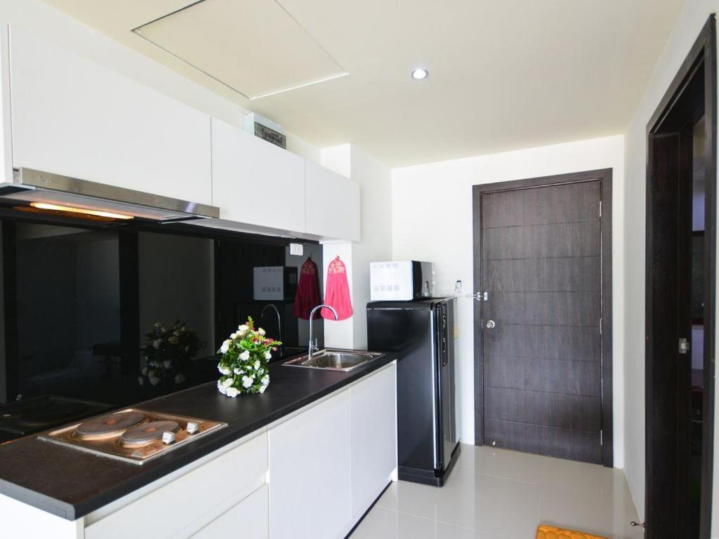 Beststayinphuket Mountain Poolviews Apartamento