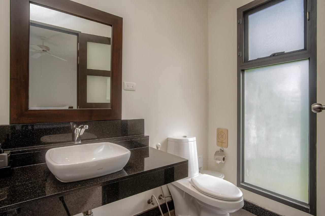 Three Bedroom Onyx Villa Nai Harn