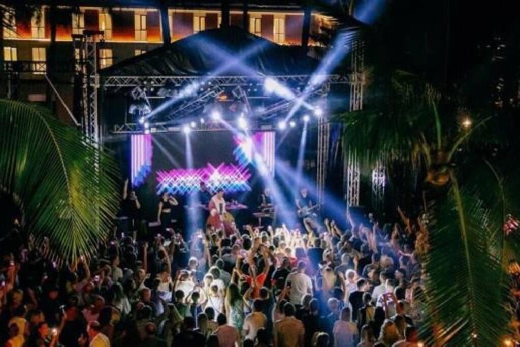 D68 Exclusive Junior Apartamento