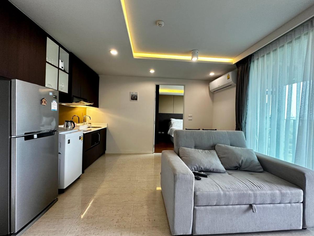 Aristo O59 Junior Surin Phuket