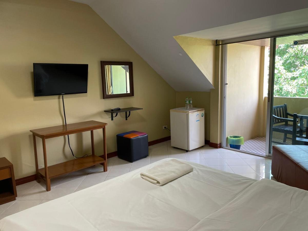 Hotel Nawaporn Place