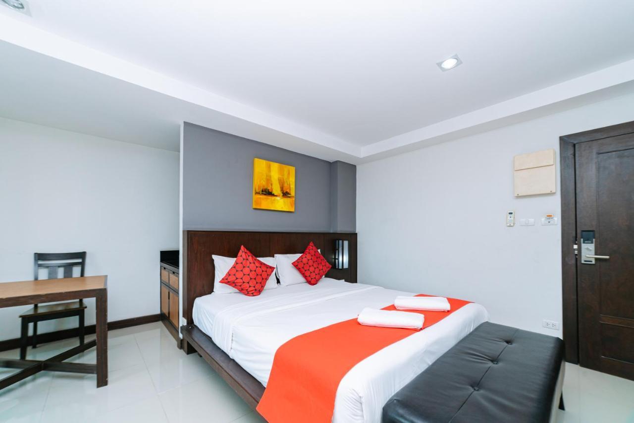 Hotel Ratana Sakdidet, Town Phuket