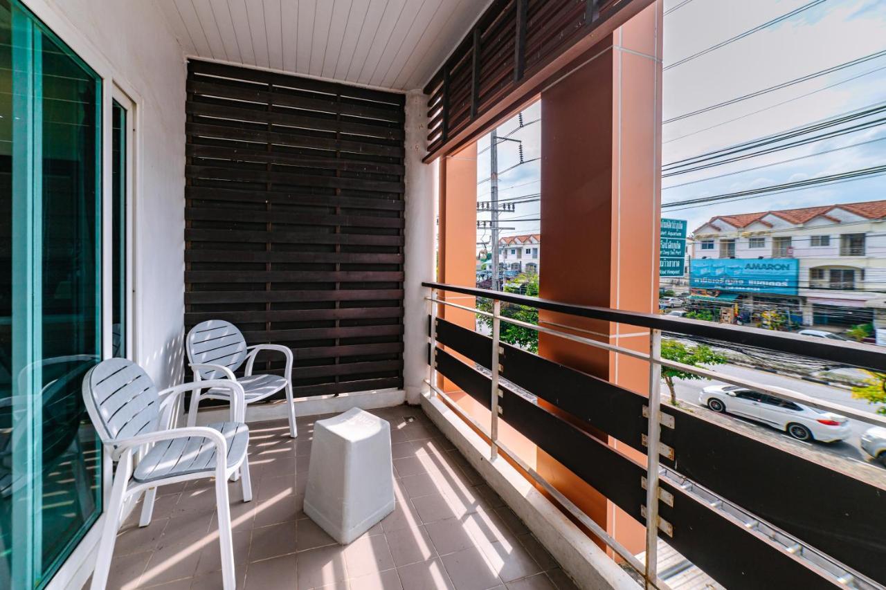 Hotel Ratana Sakdidet, Town Phuket