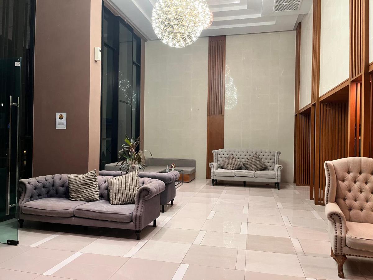 Aristo O59 Junior Surin * Phuket