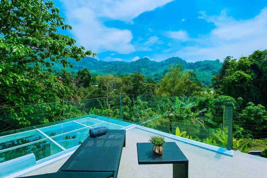 2bdr Pool 卡马拉山景泳池别墅 *