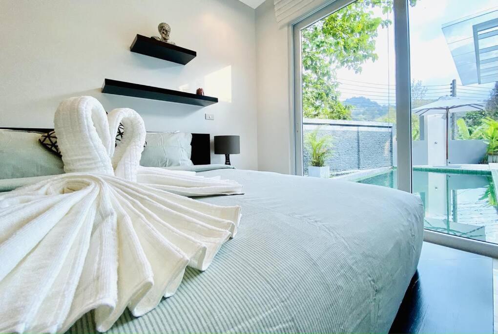 2bdr Pool 卡马拉山景泳池别墅 Villa