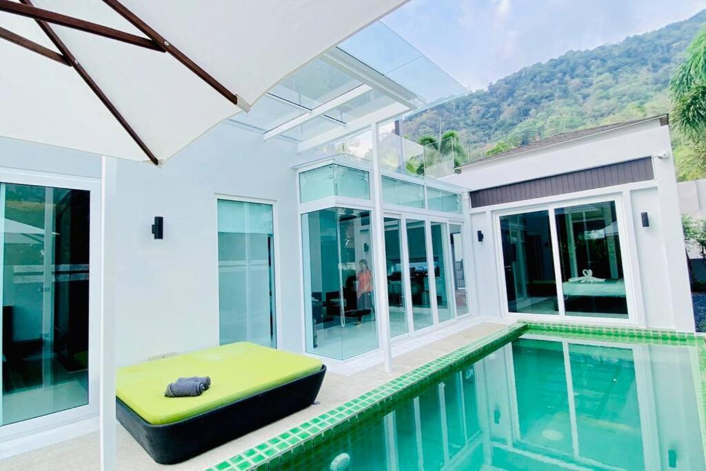 2bdr Pool 卡马拉山景泳池别墅 Villa *