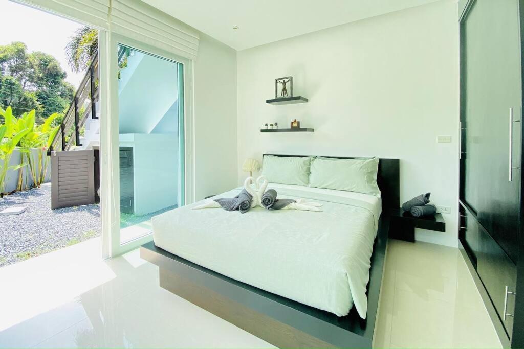 Villa 2bdr Pool 卡马拉山景泳池别墅