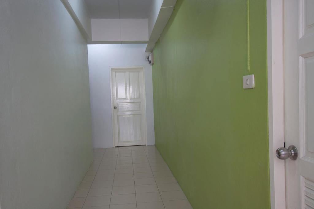 Room@chalong 2* Chalong