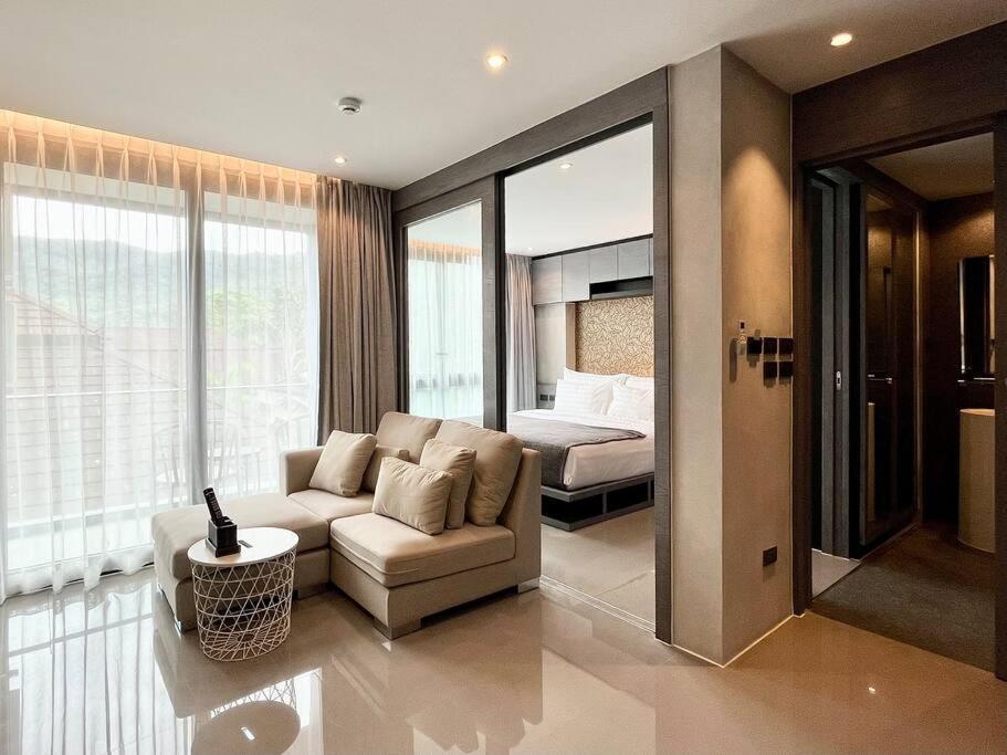 D38 Exclusive Junior Apartment Kamala Beach