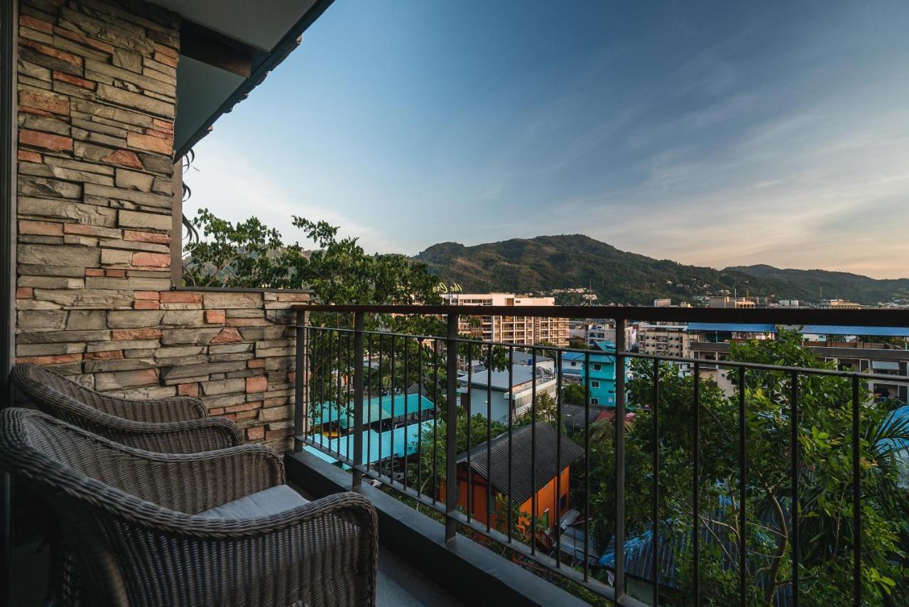Emerald Terrace By Lofty Patong