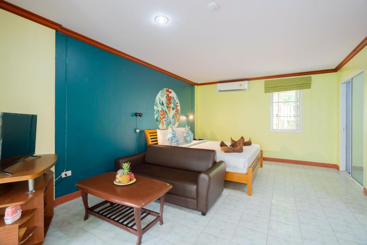 Holiday home Lemon House