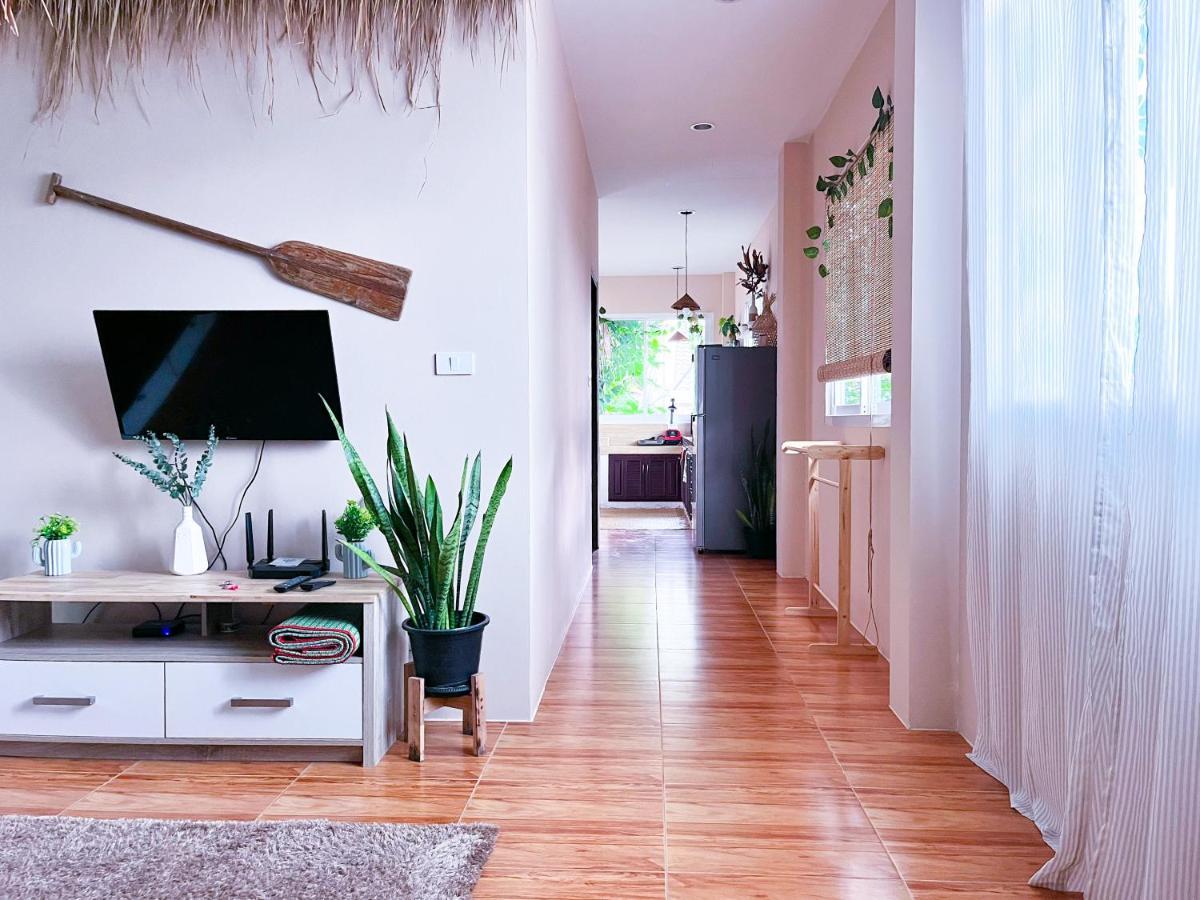 Sea Dreamer Beachfront Apartment Phuket