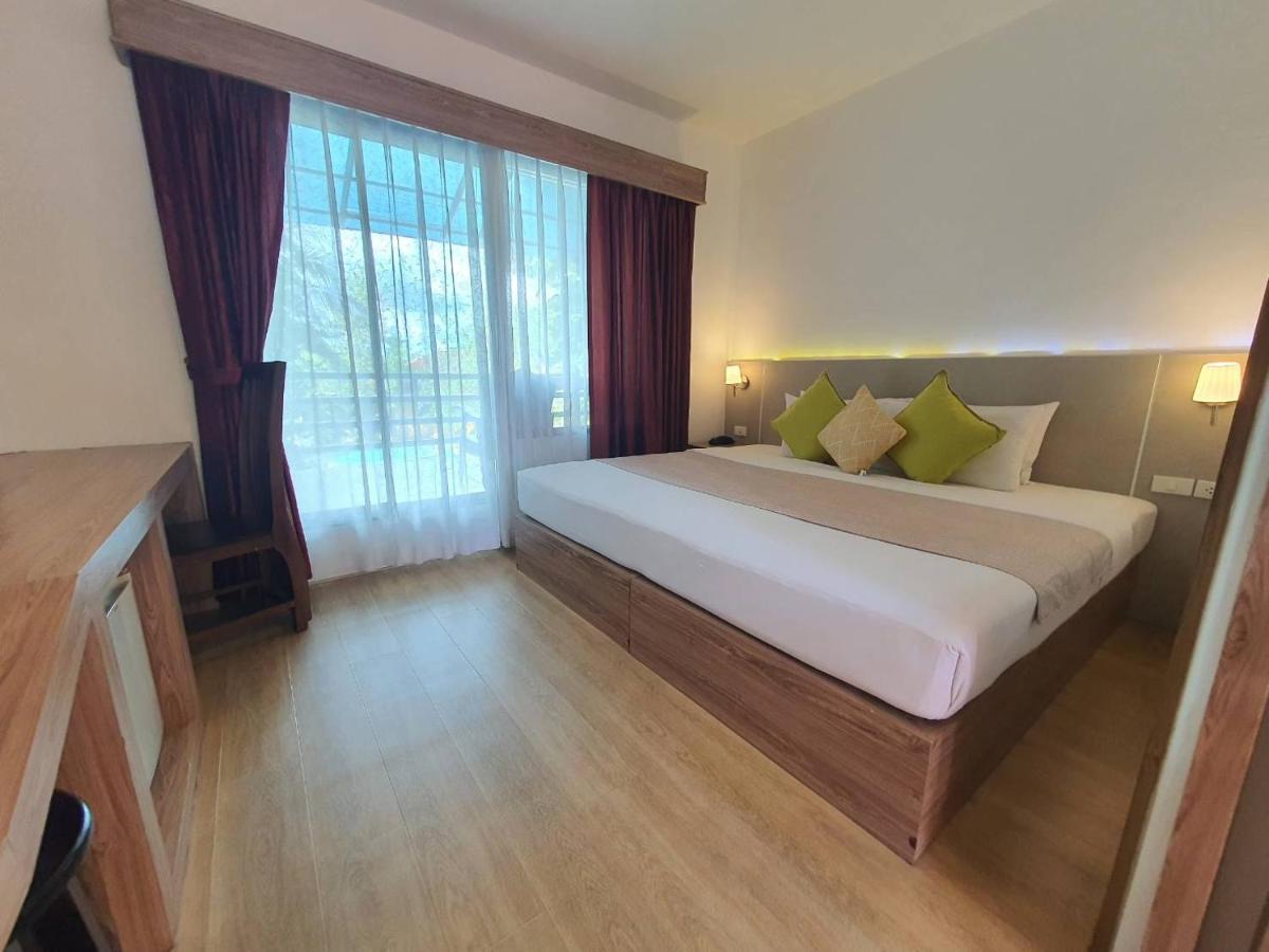 Aochalong & - Sha Phuket