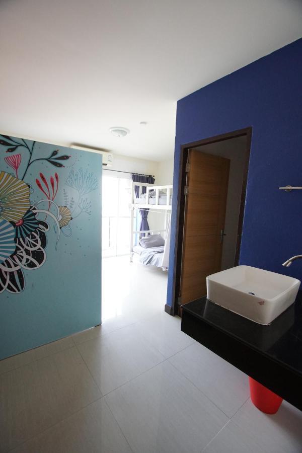 Bedbox Hostel *