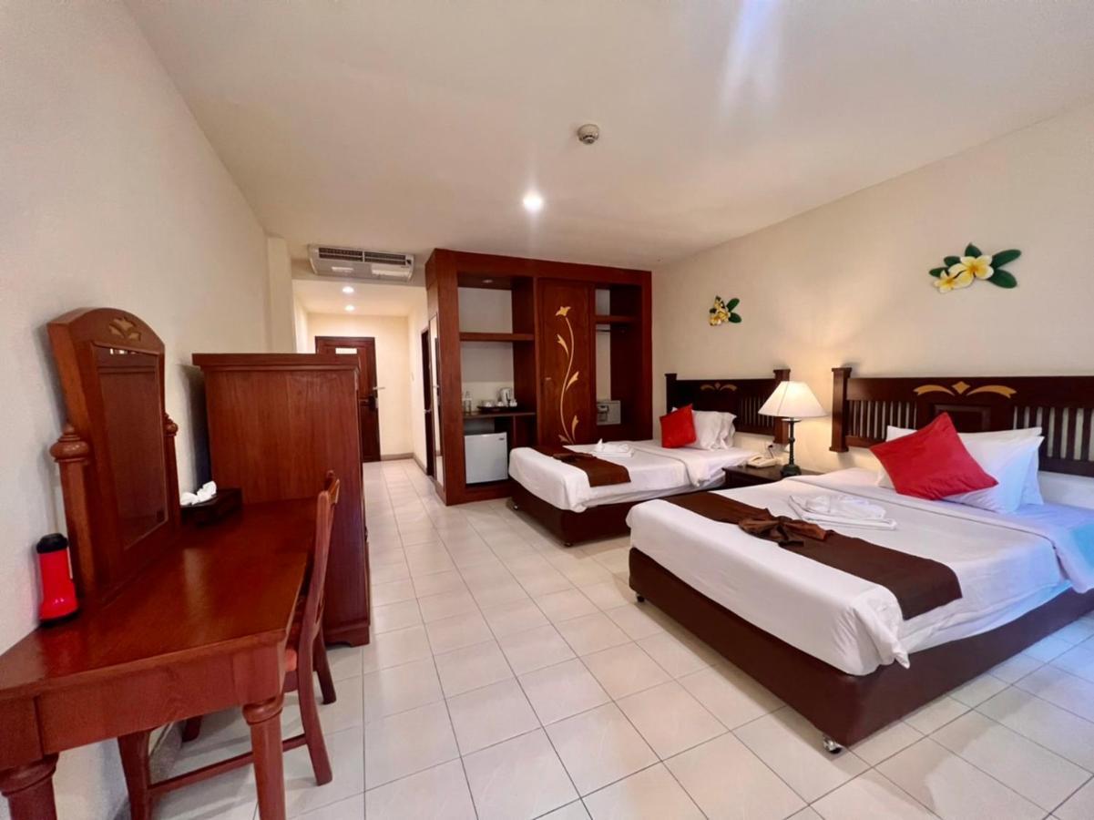 Phuket Leelavadee Hua Ting 4* Patong