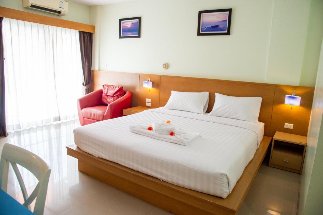 Eyes Hotel 3*