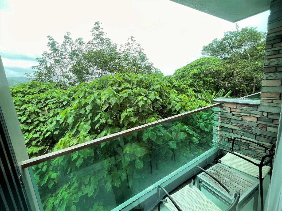 Apartment Emerald Terrace By Lofty *