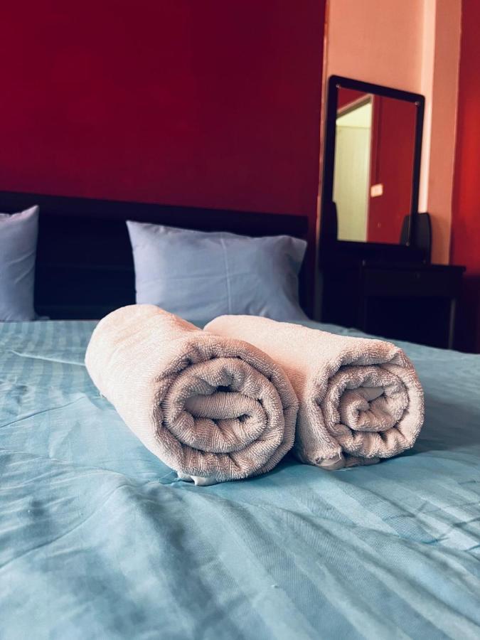 Hotel Lucky Banzaan 3*
