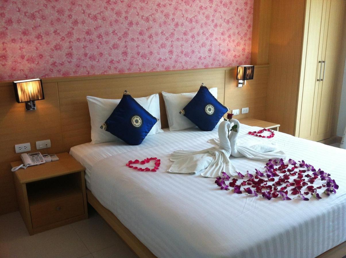 Harbor & Service 3* Patong