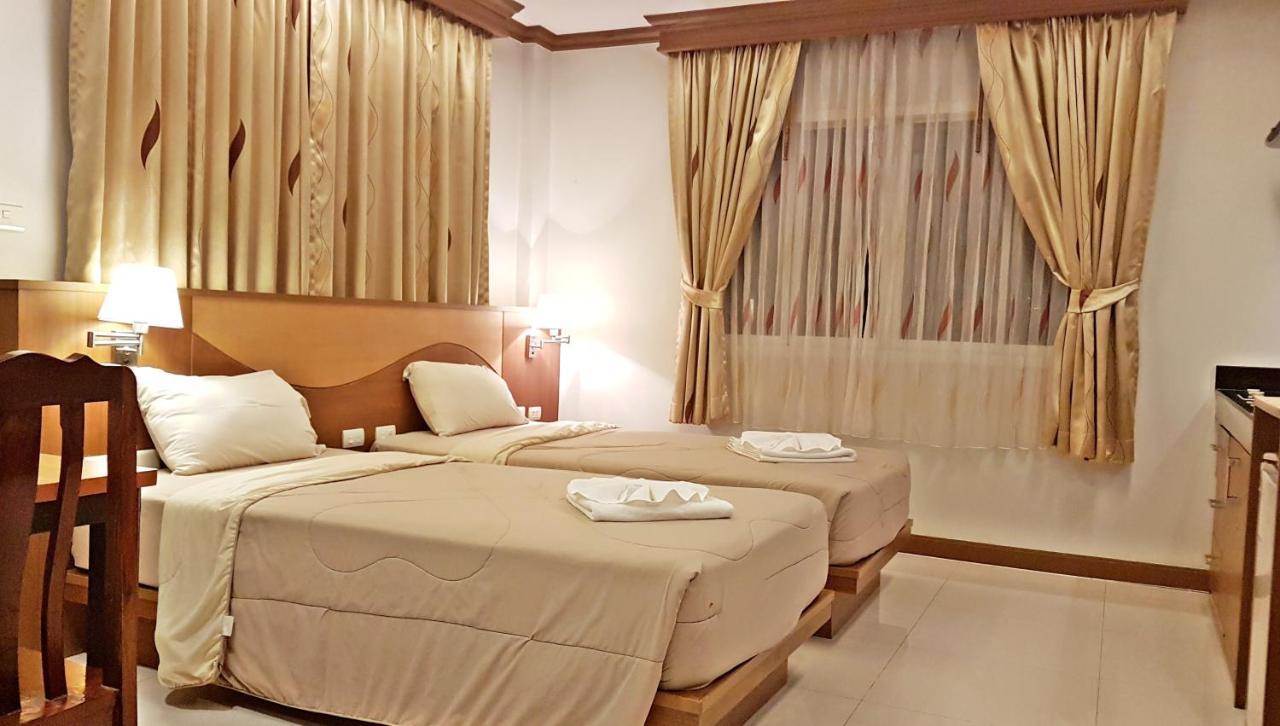 Hotel Harbor & Service Patong