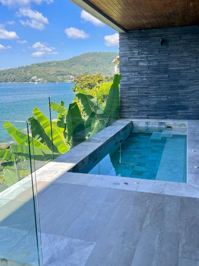 卡马拉一线海景别墅6卧室直通海滩 Phuket