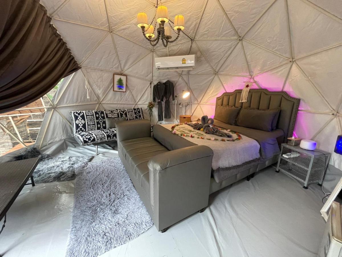 Signature Glamping Luxury tent *