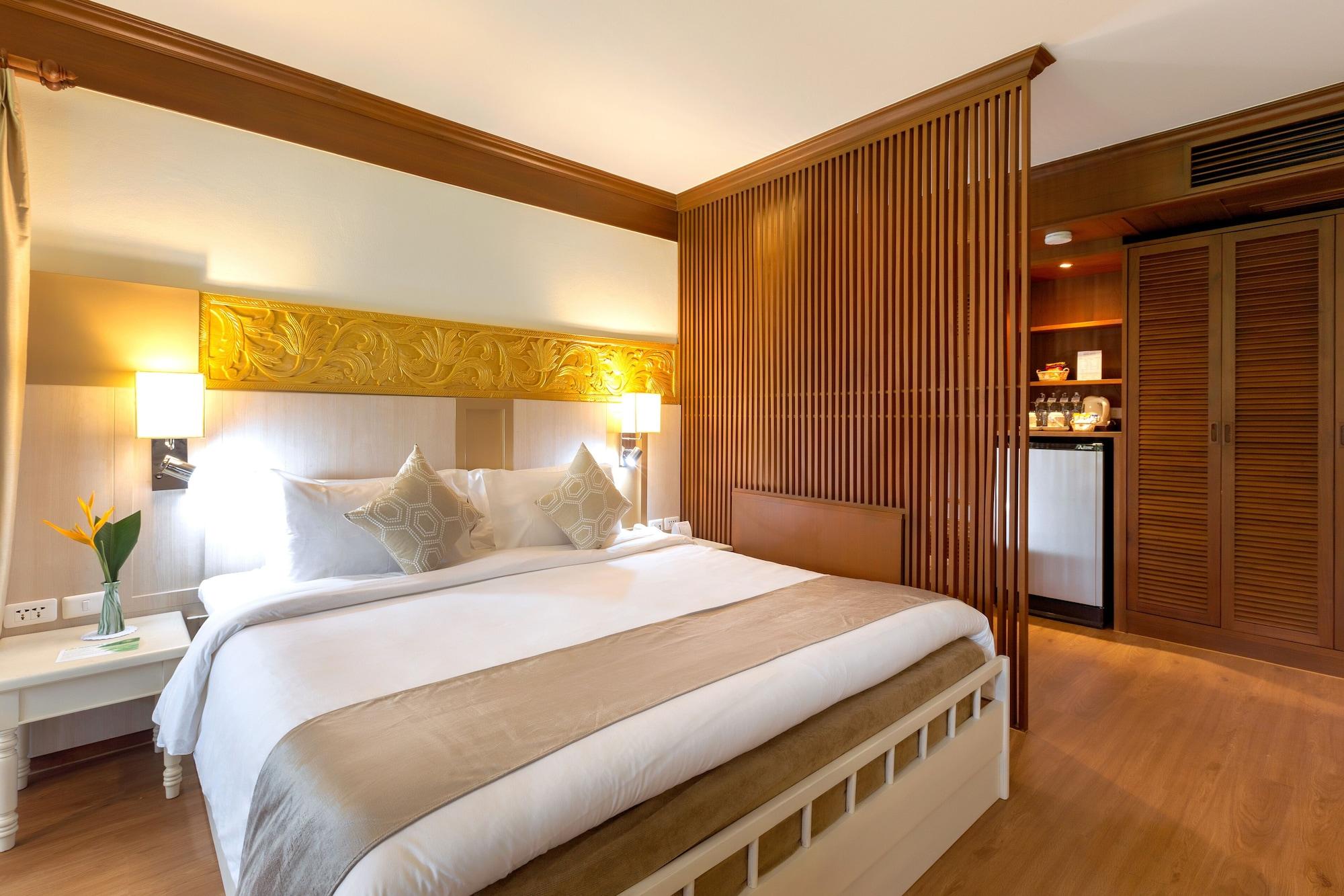Western Premier Bangtao & Hotel