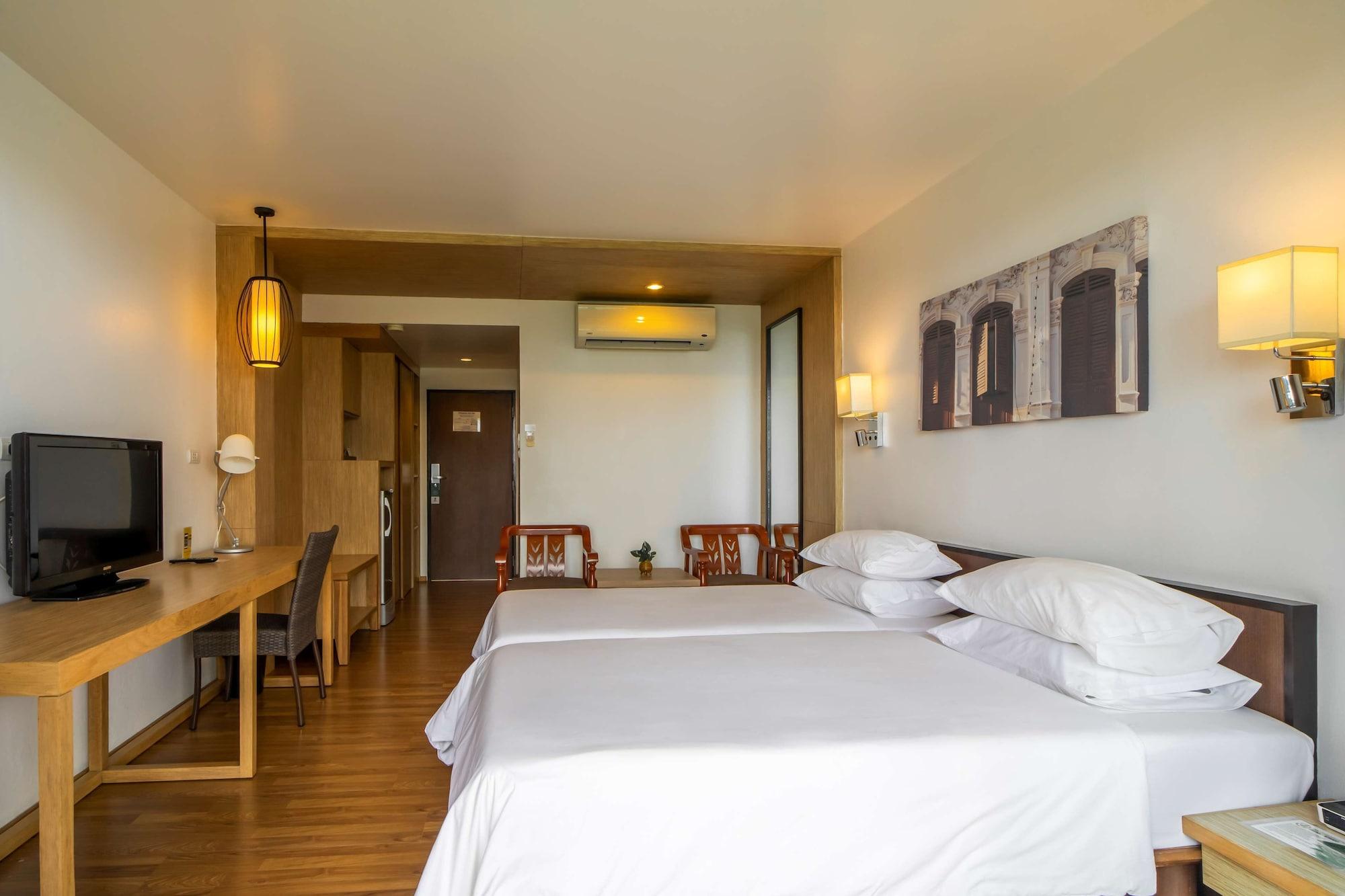 Western Phuket Ocean Hotel Karon