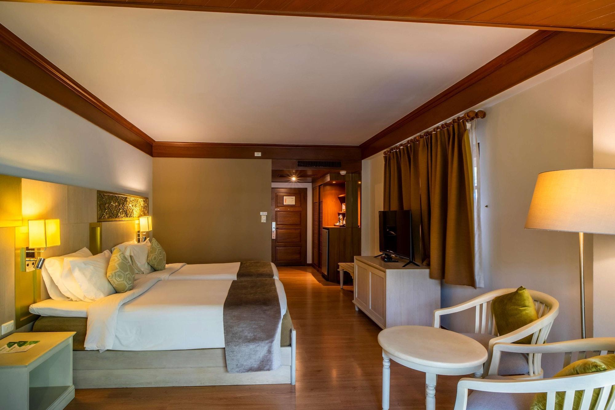 Western Premier Bangtao & Hotel Bang Tao Beach (Phuket)