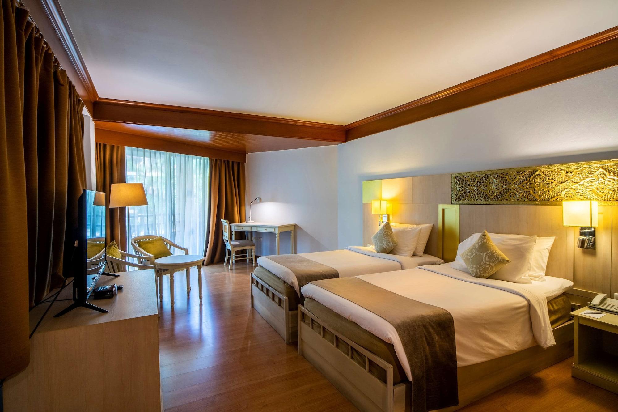 Western Premier Bangtao & Hotel 4*