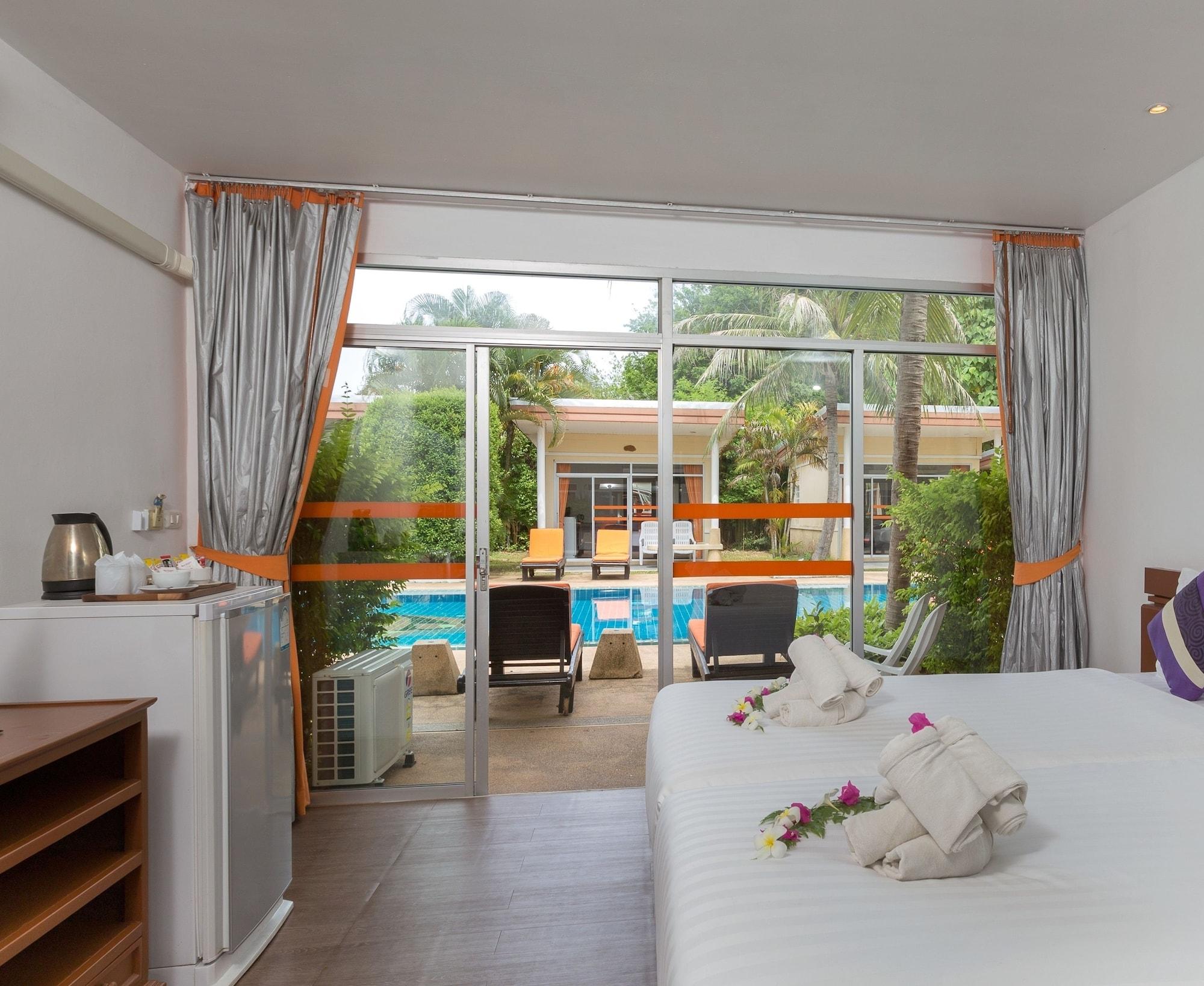 Phuket Sea Sha Extra 4*