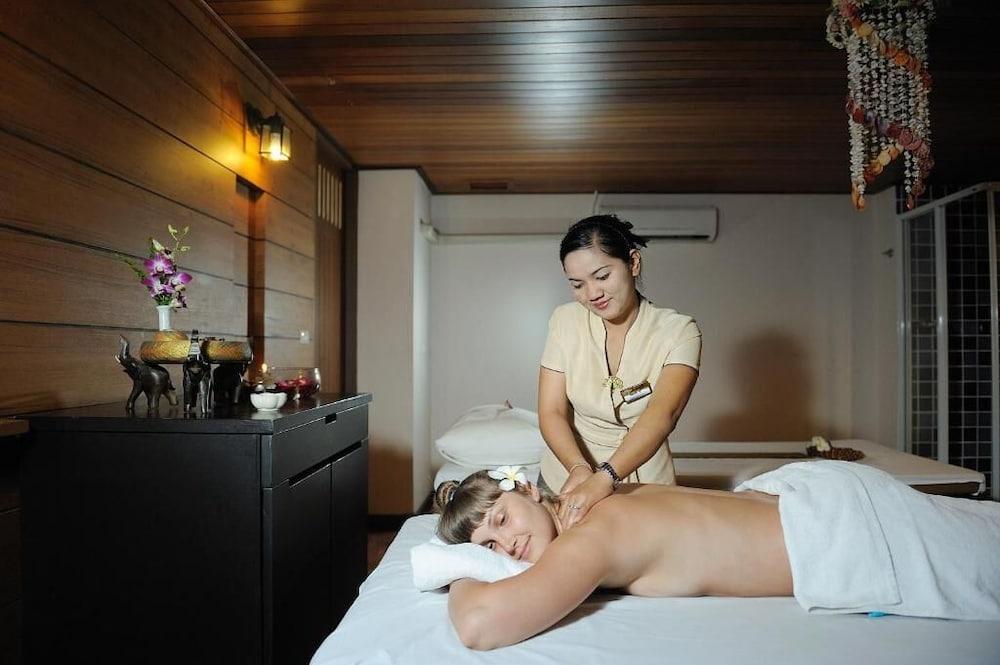 Baramee Resortel Hotel