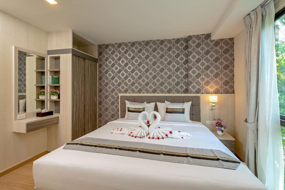 Sea View Resort 5*