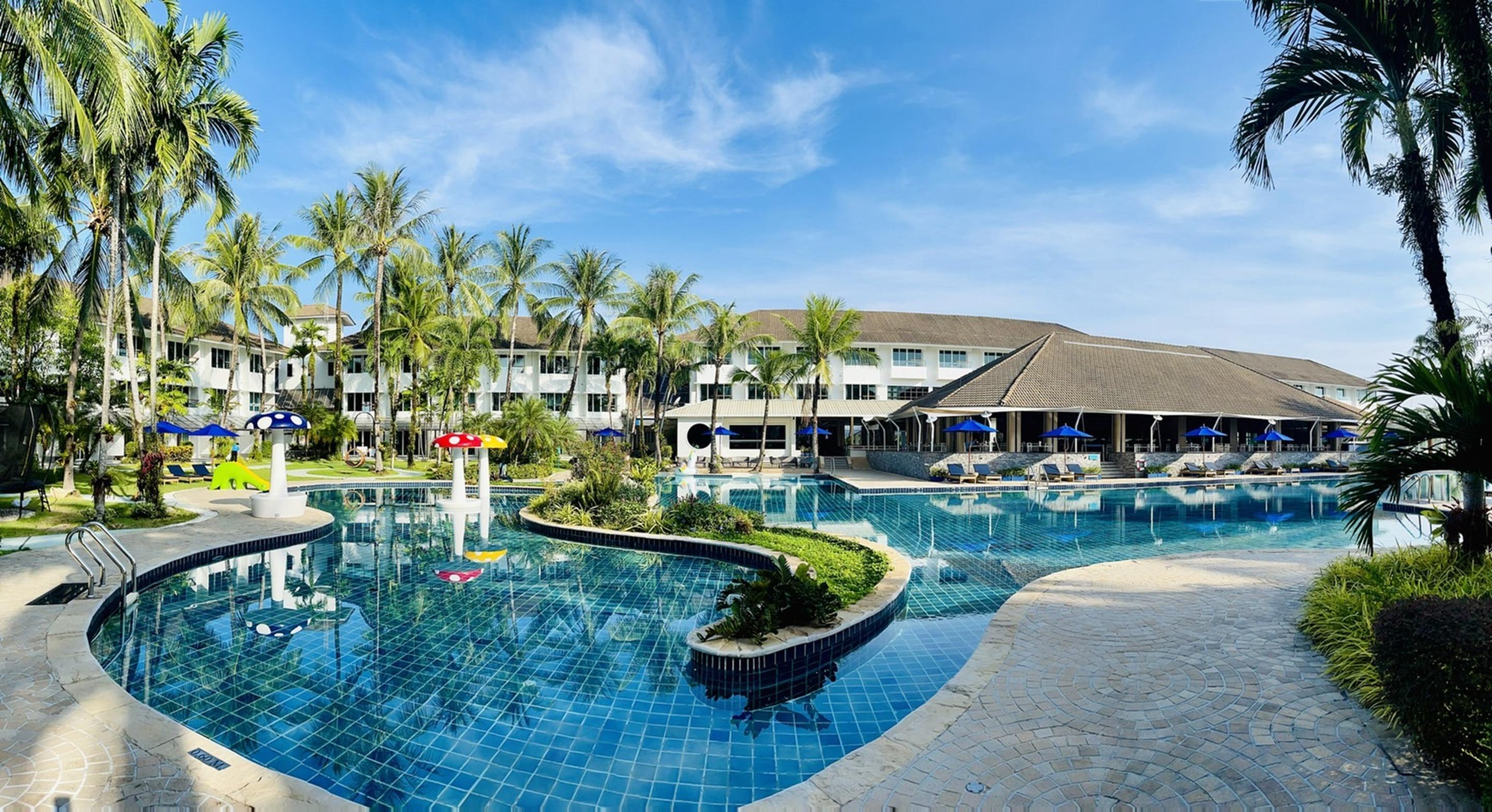 Nh Boat Lagoon Resort 5*