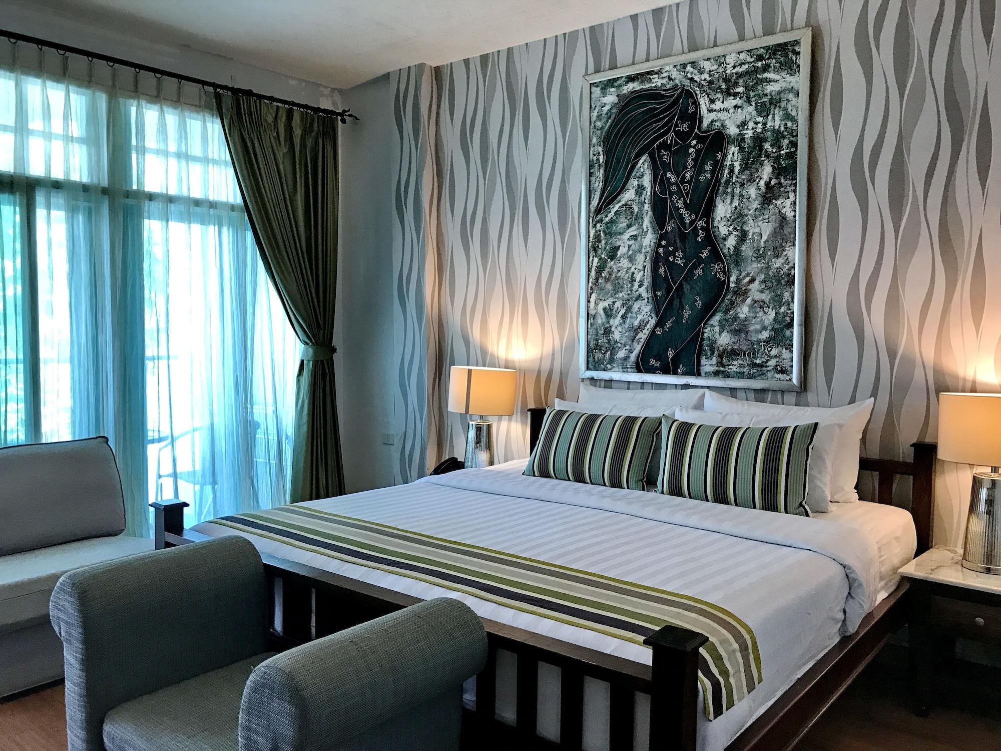 Casa Blanca Boutique - Sha Hotel 3*