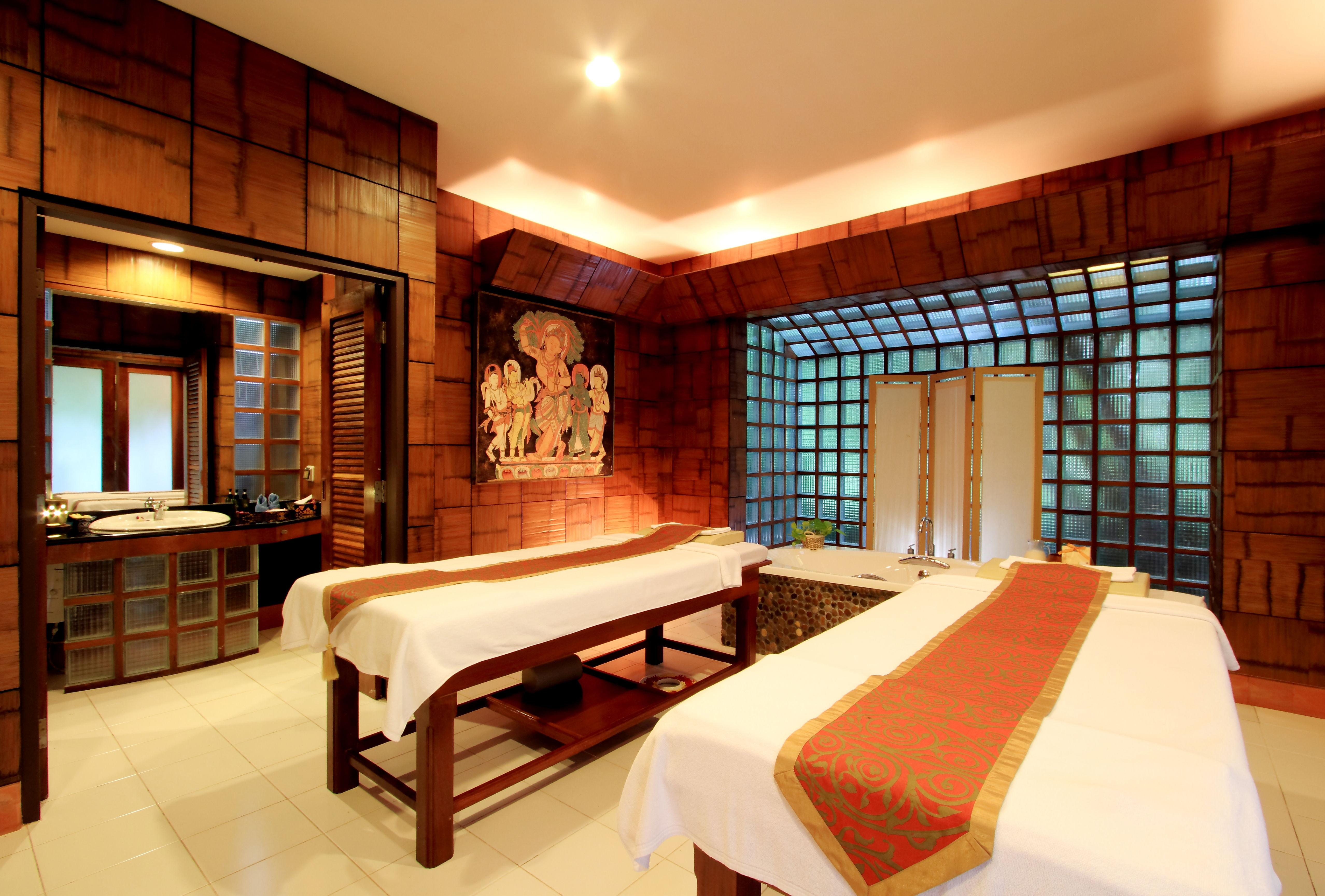 Mom Tri's Royale - Sha Kata Beach (Phuket)