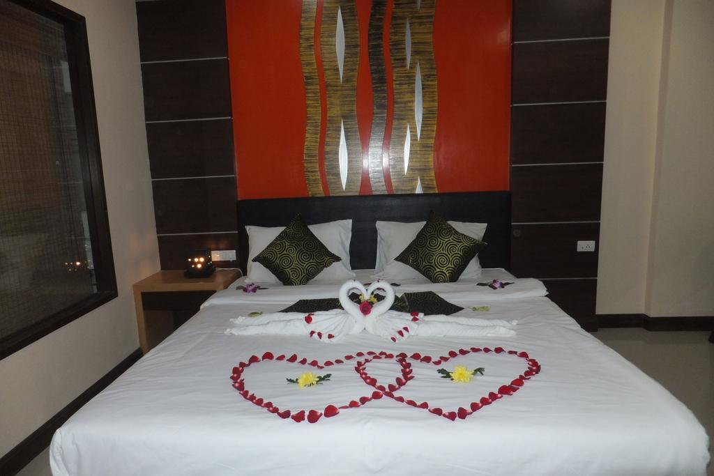 Dengba Phuket Hostel Patong