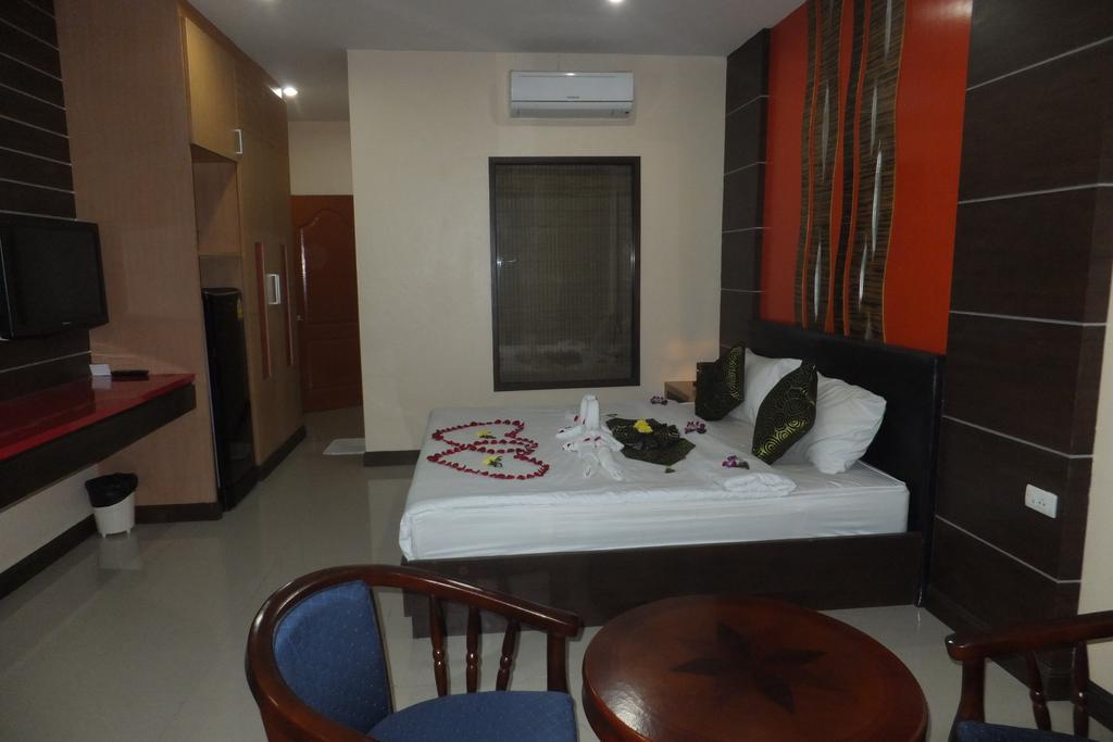Hostel Dengba Phuket *