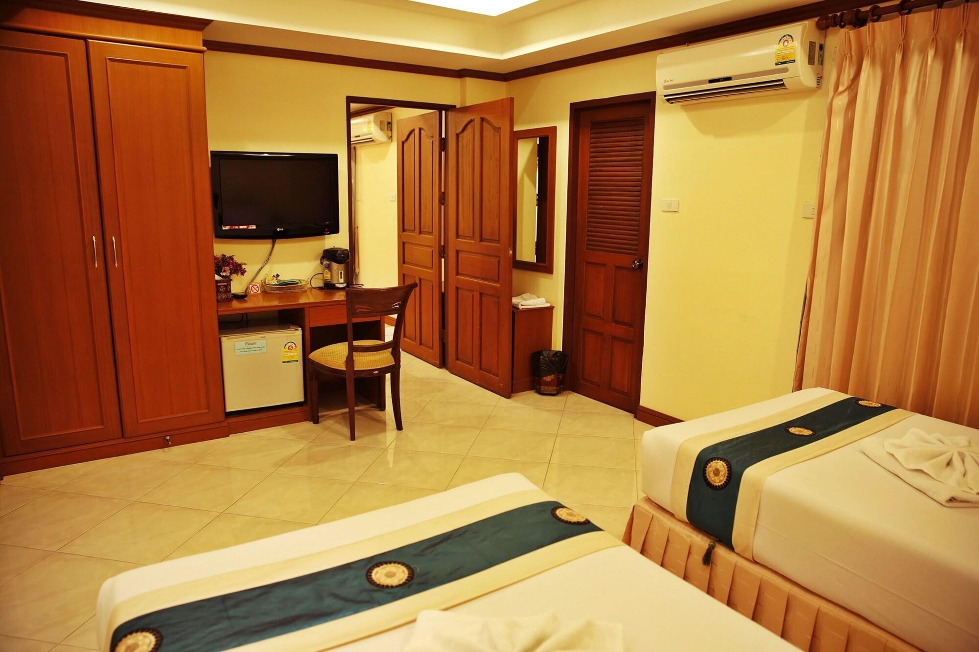Hotel Baan Ss Karon