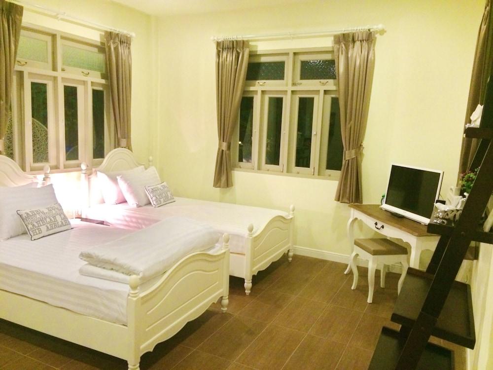 Perennial Resort Nai Yang