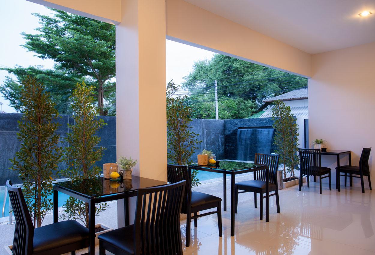 Lemonade Phuket -sha Hotel Chalong