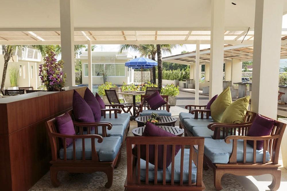 Resort Impress
