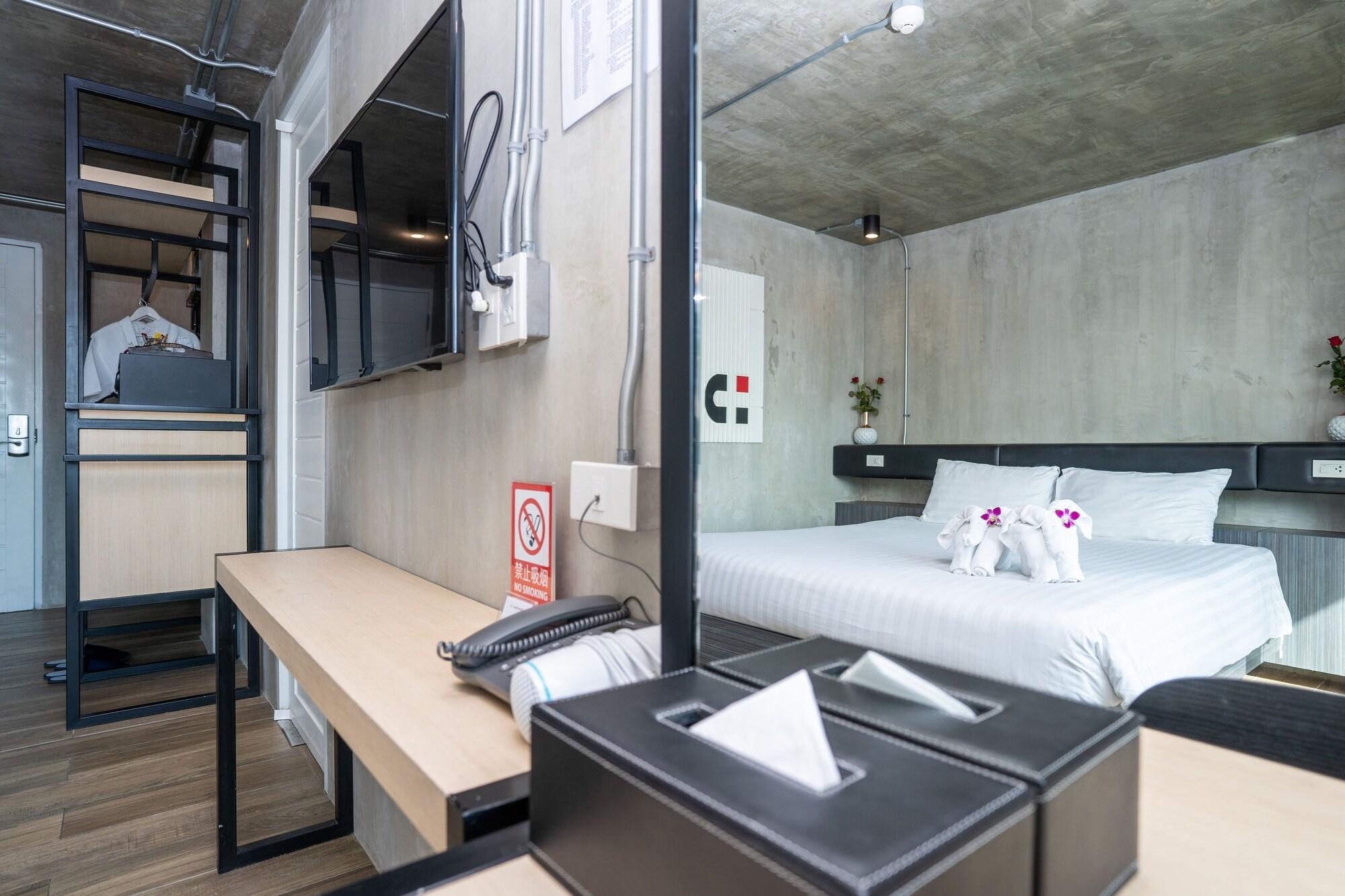 Dsure Phuket 4*