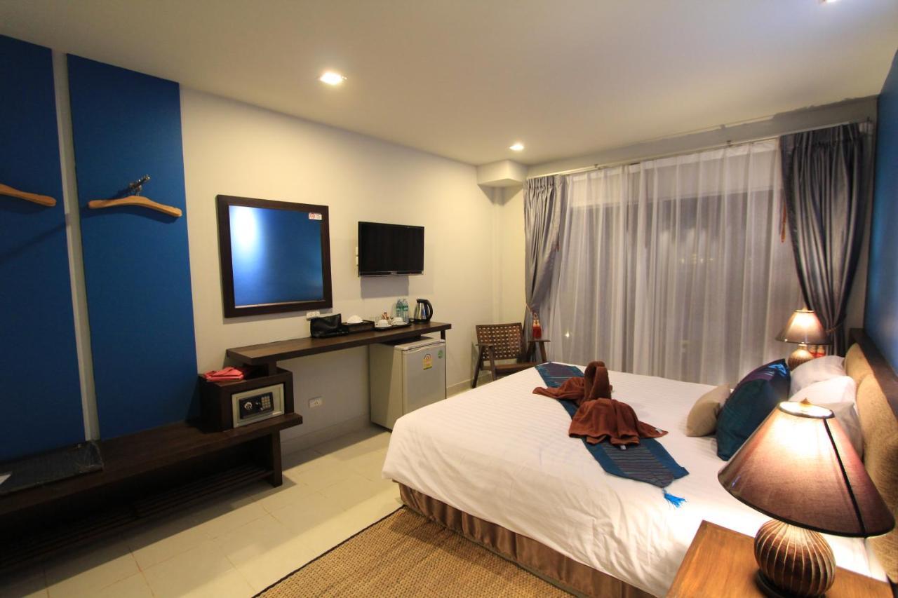 Sleep Easy Hostel