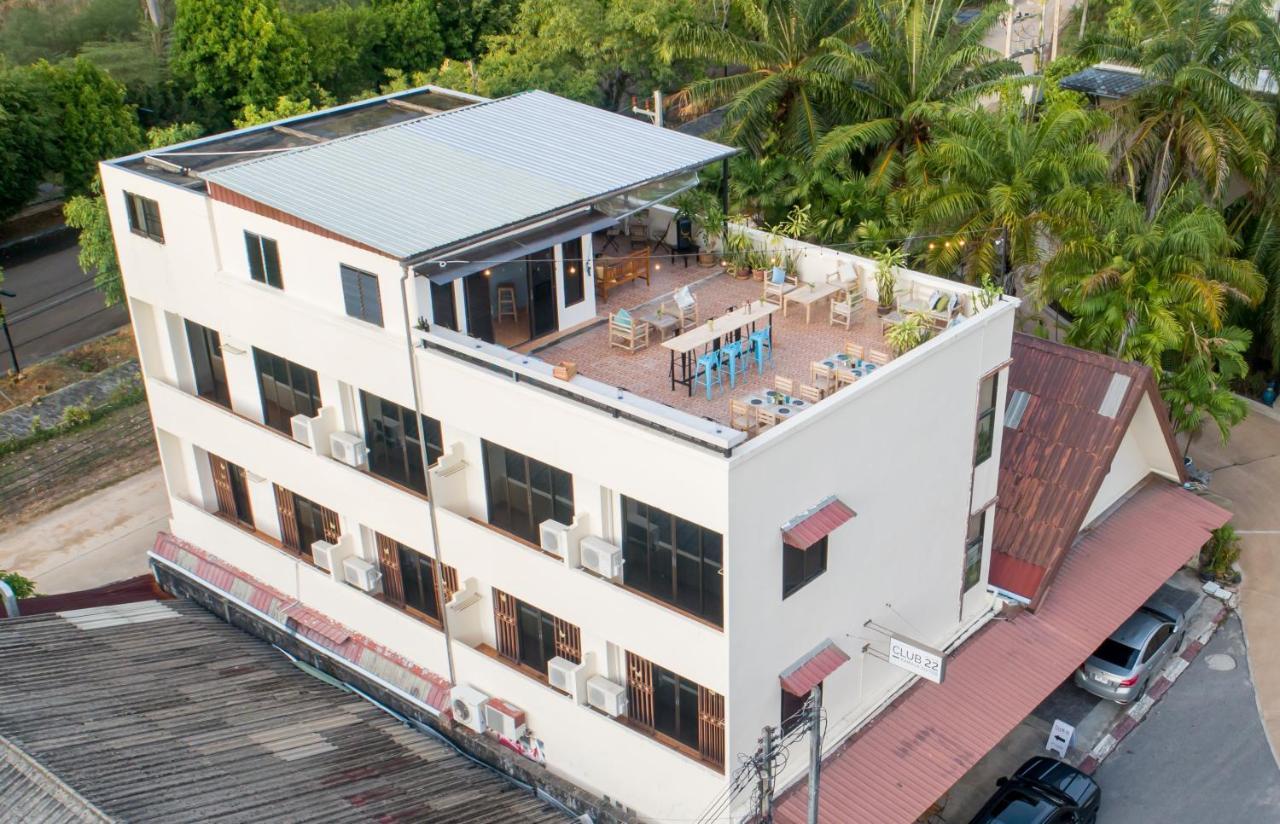 Club22 Kamala Suites, Kamala