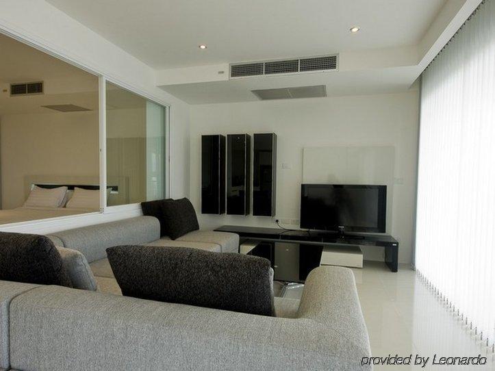 Apartment Sunset Plaza By Resava