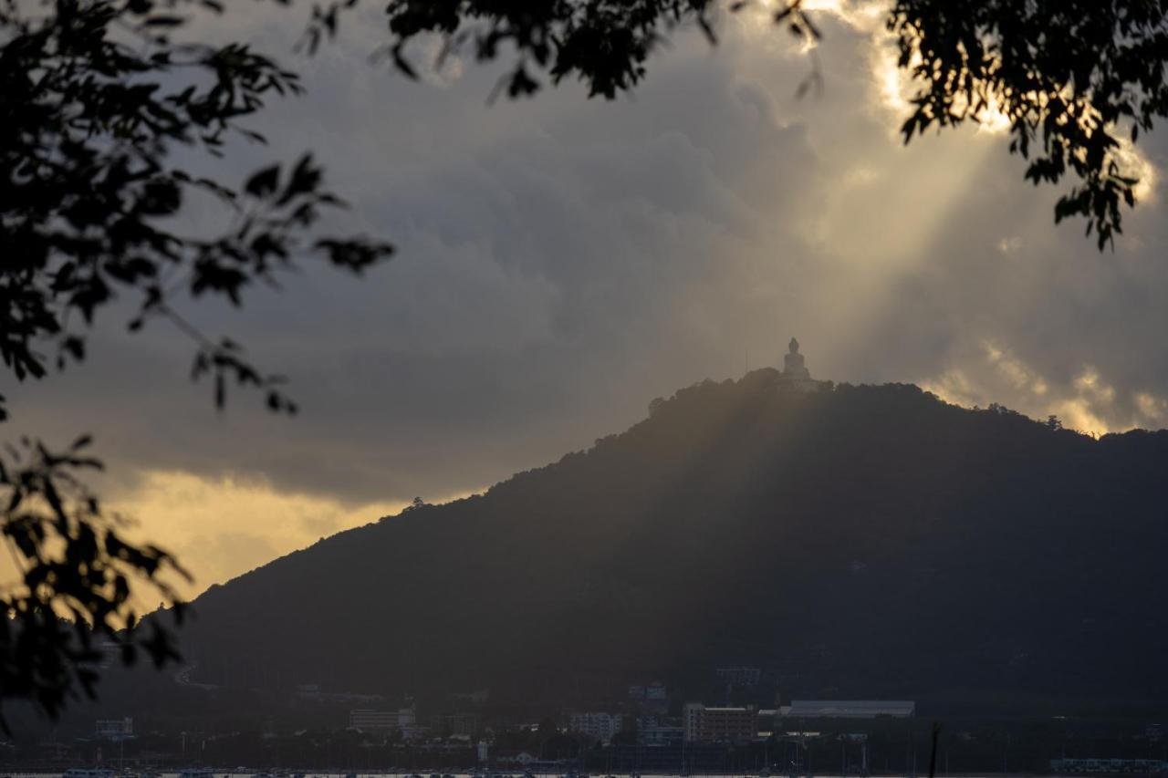悬崖别墅 无边海景 直达海滩 五卧泰式独栋私人泳池别墅 超漂亮日出
