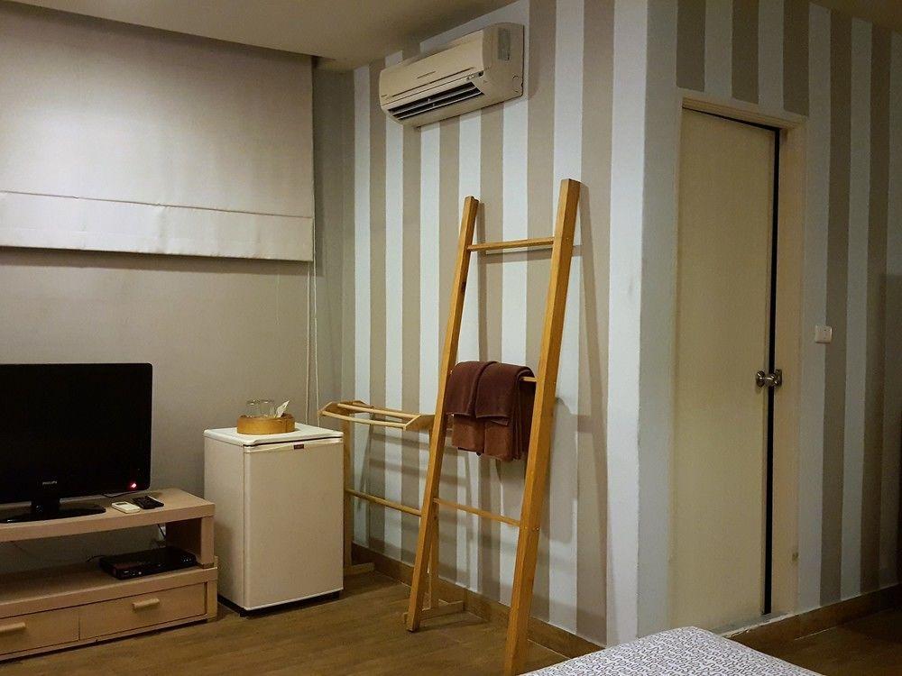 Limburi Hometel 3*